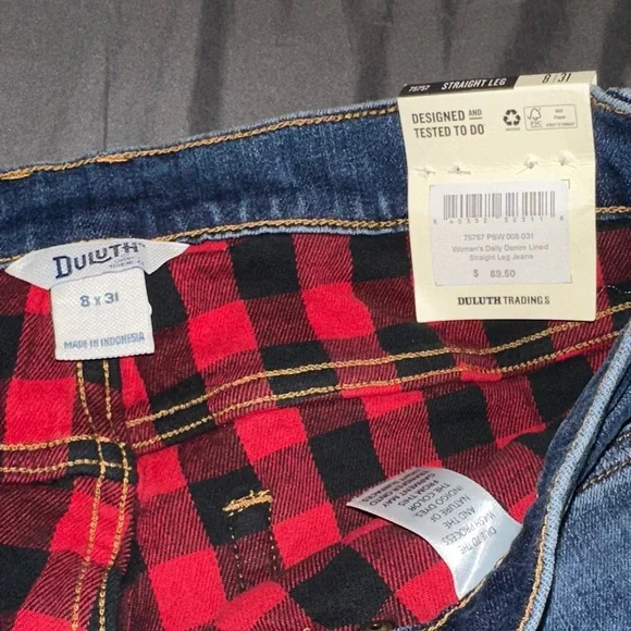 Duluth Trading Co Women's Classic lined Indigo Straight Jeans - Picture 5 of 8